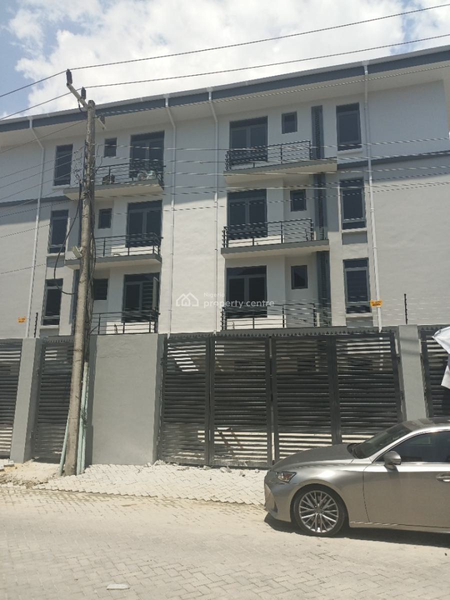 2 Bedroom Apartment with Spacious Rooms, Osapa, Lekki, Lagos, Block of Flats for Sale