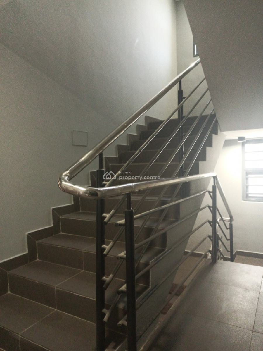 2 Bedroom Apartment with Spacious Rooms, Osapa, Lekki, Lagos, Block of Flats for Sale