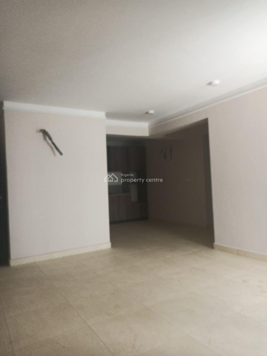 2 Bedroom Apartment with Spacious Rooms, Osapa, Lekki, Lagos, Block of Flats for Sale