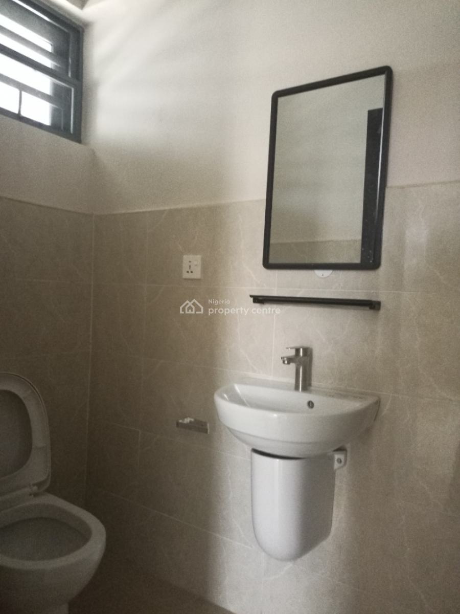2 Bedroom Apartment with Spacious Rooms, Osapa, Lekki, Lagos, Block of Flats for Sale