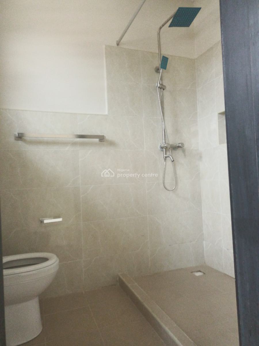 2 Bedroom Apartment with Spacious Rooms, Osapa, Lekki, Lagos, Block of Flats for Sale
