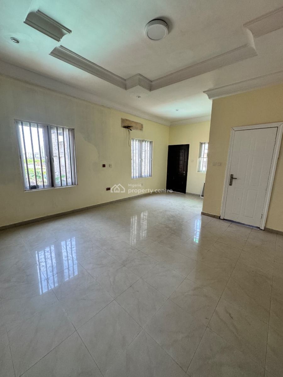 4 Bedroom Semi-detached Duplex Wiith Bq, Lekki Phase 1, Lekki, Lagos, Commercial Property for Rent