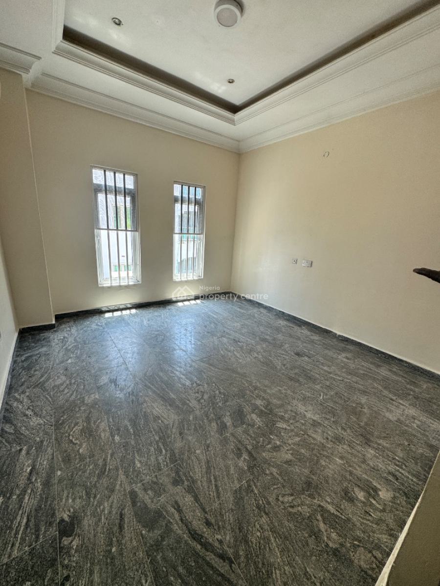 4 Bedroom Semi-detached Duplex Wiith Bq, Lekki Phase 1, Lekki, Lagos, Commercial Property for Rent