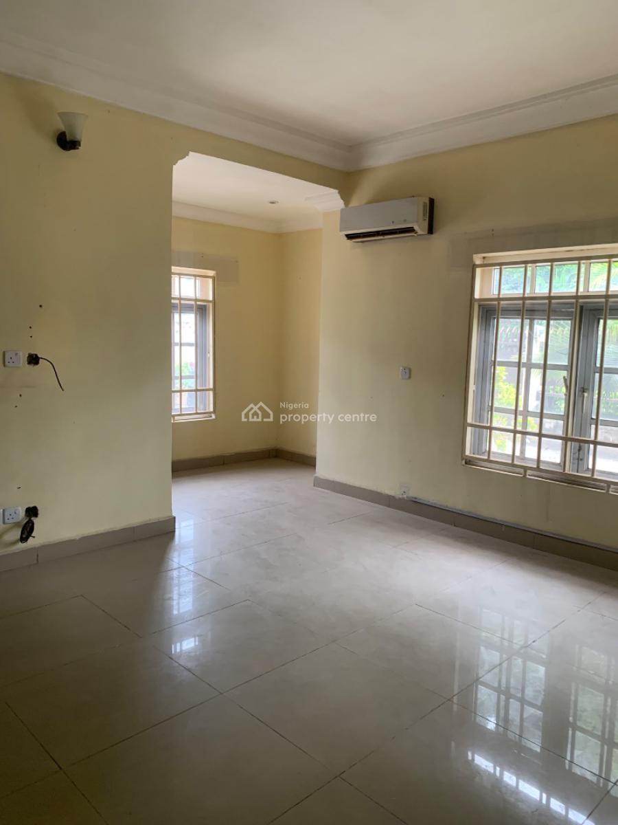 3 Bedroom Flat with Room Bq on The Ground Floor, Off Aminu Kano Crescent, Wuse, Abuja, Flat / Apartment for Rent