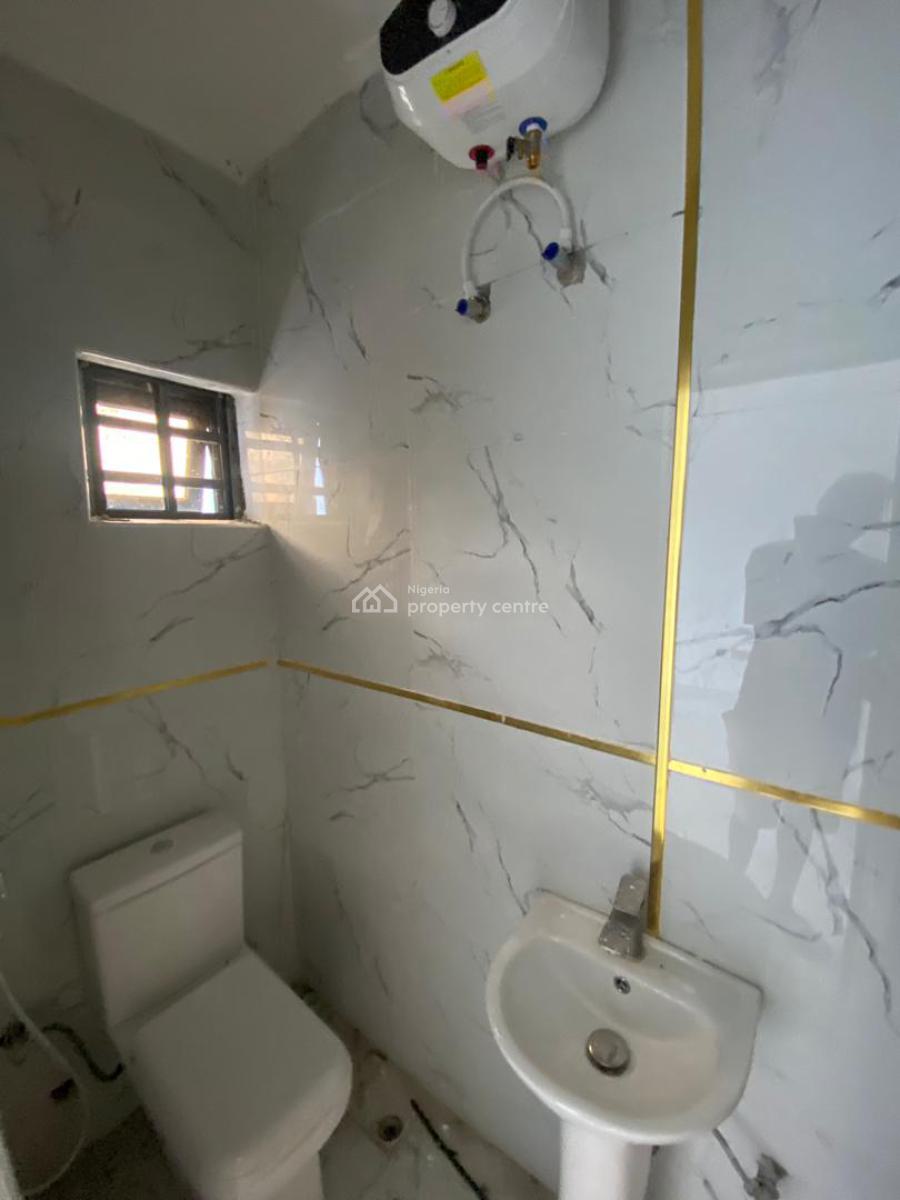 Brand New 2 Bedrooms Luxury Duplex, Badore Road, Ajah, Lagos, Terraced Duplex for Rent