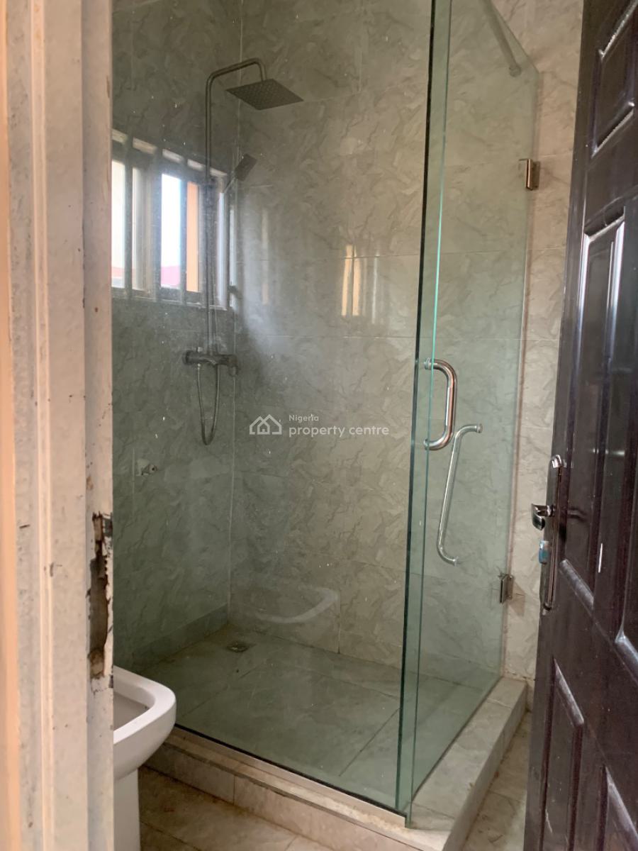 2 Bedroom Flat with Room Bq on The Ground Floor, Off Aminu Kano Crescent, Wuse, Abuja, Flat / Apartment for Rent