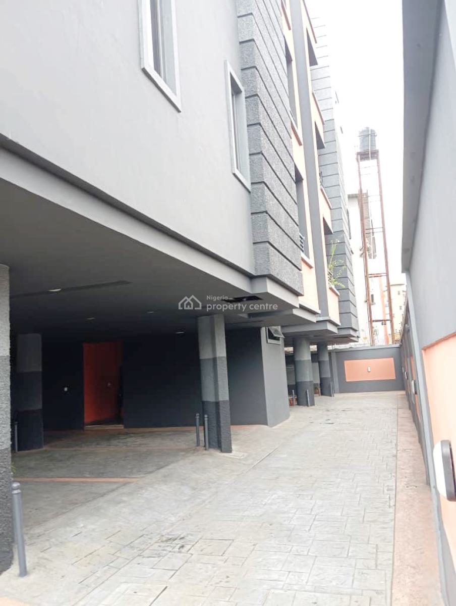 Luxury 3 Bedroom Flat, Anthony, Maryland, Lagos, Flat / Apartment for Rent