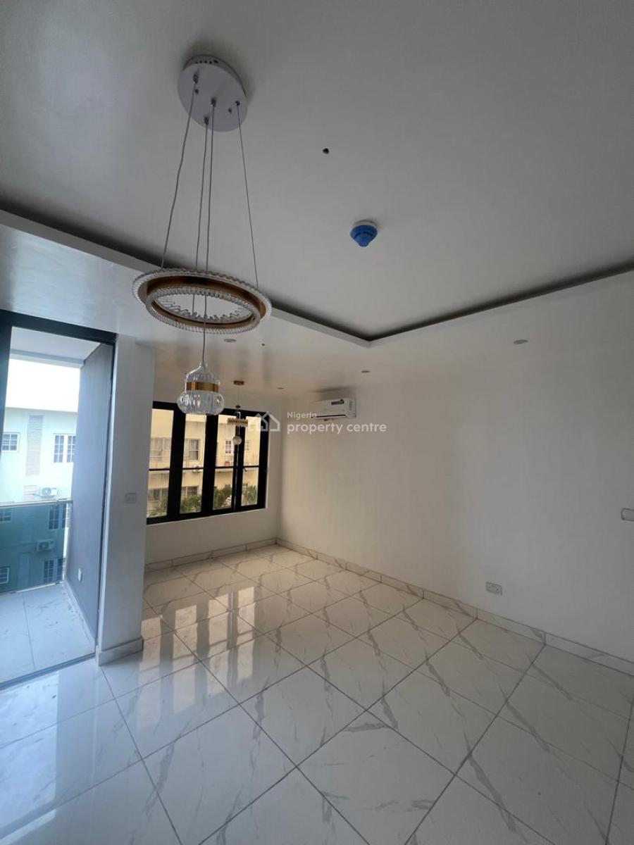2 Bedroom Apartment in Lekki Phase Right Hand Side1, Lekki Phase 1, Lekki, Lagos, Block of Flats for Sale
