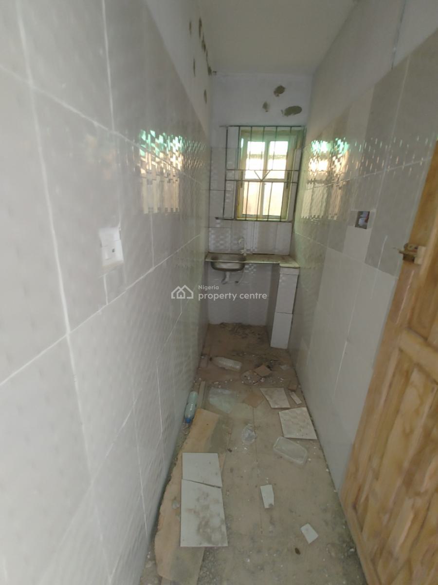 Sharp Renovated Mini Flat. Room and Parlour., Sangotedo, Sangotedo, Ajah, Lagos, Mini Flat (room and Parlour) for Rent