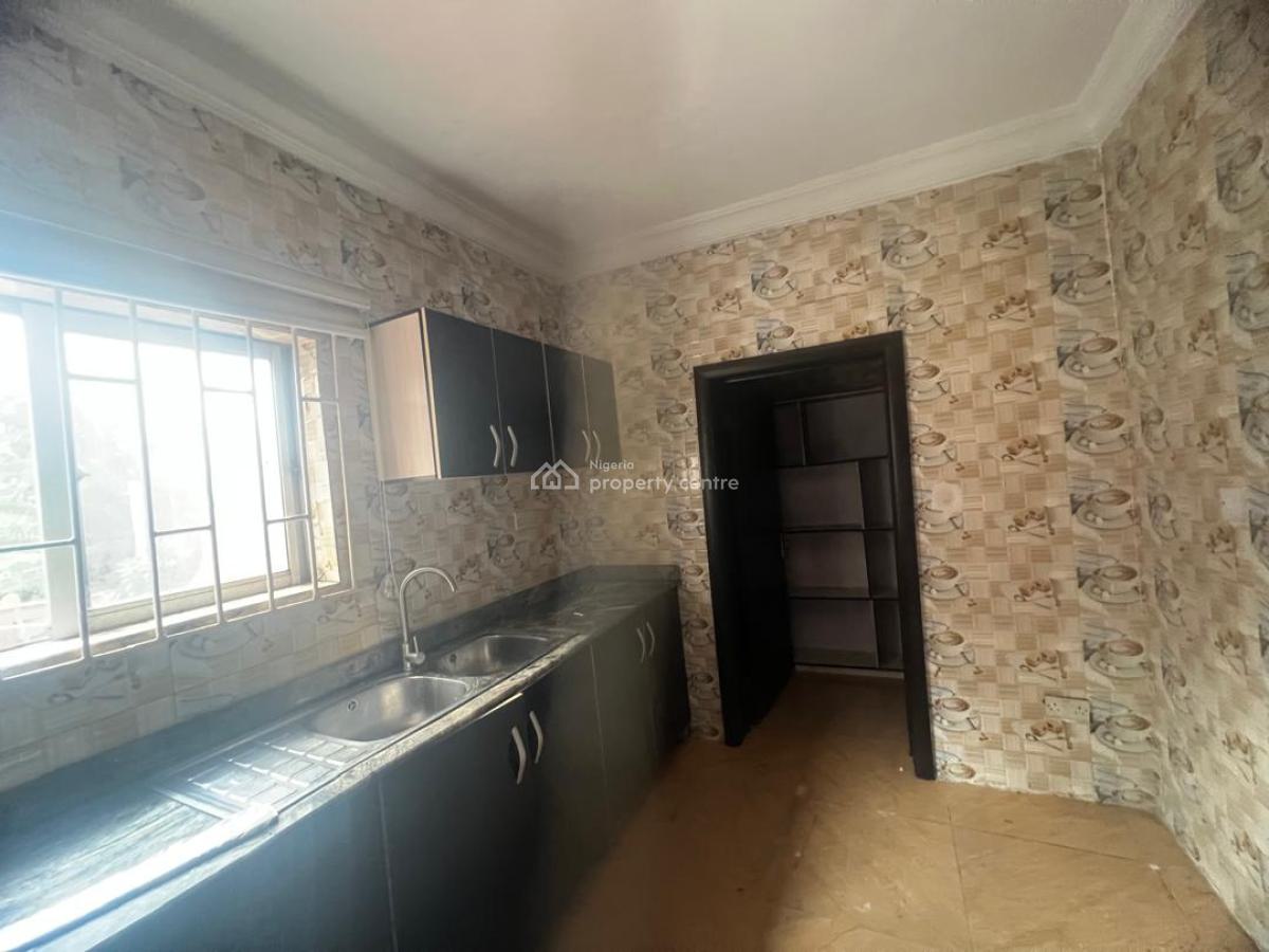 Very Clean Three (3) Bedroom Flat, Emina Crescent, Ikeja, Lagos, Flat / Apartment for Rent