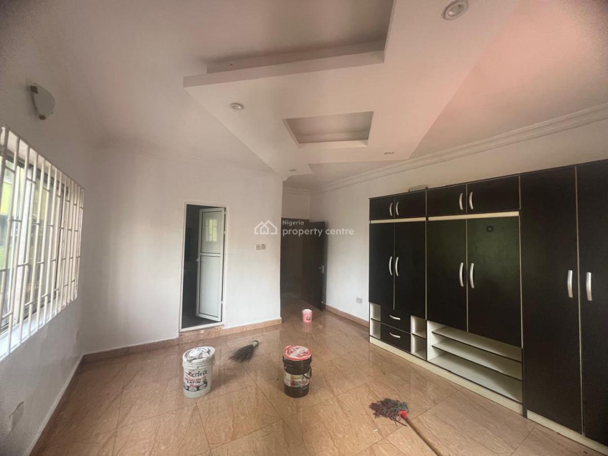 Very Clean Three (3) Bedroom Flat, Emina Crescent, Ikeja, Lagos, Flat / Apartment for Rent
