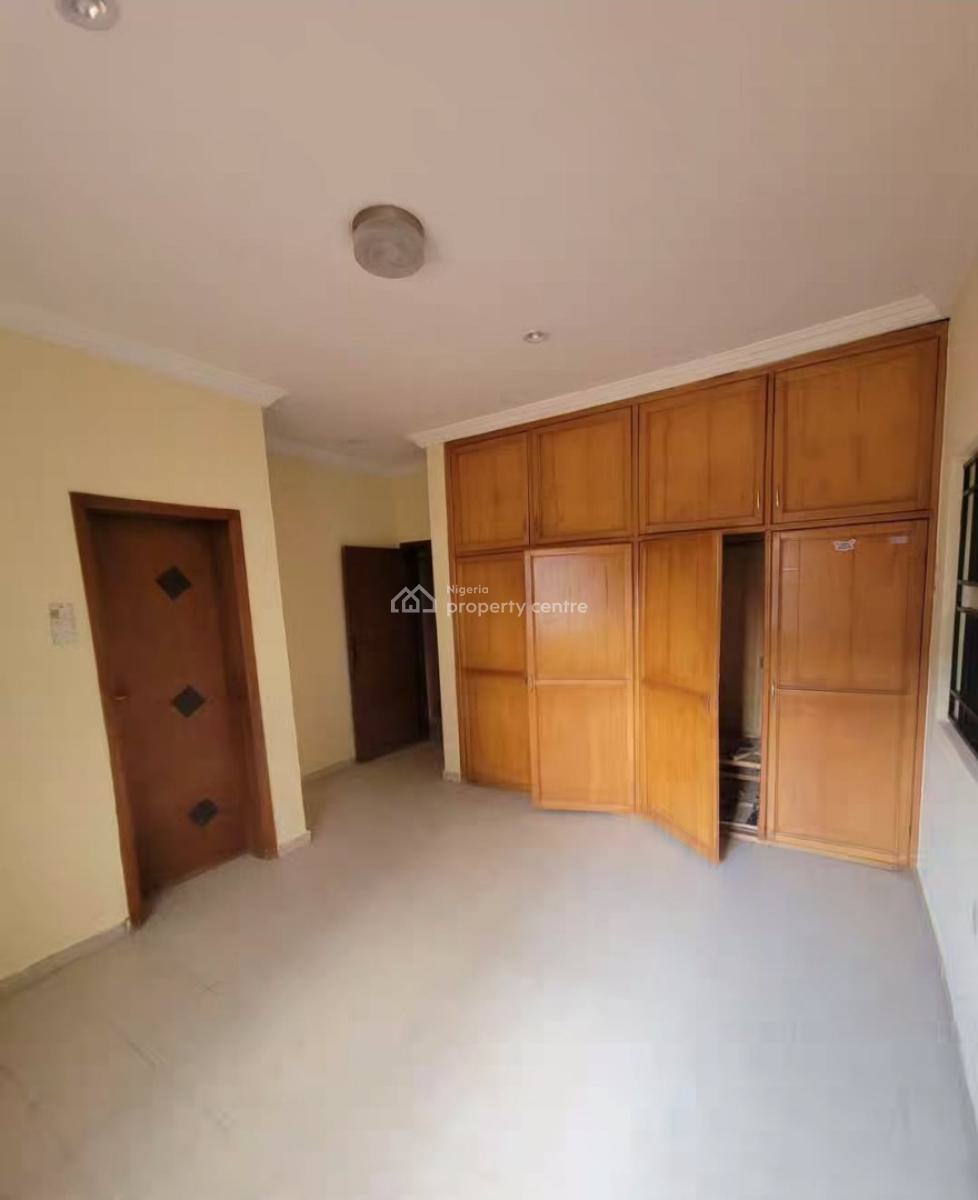 4 Bedroom En-suite Detached House in a Communal/shared Compound of 3 U, Lekki Phase 1, Lekki, Lagos, Detached Duplex for Rent