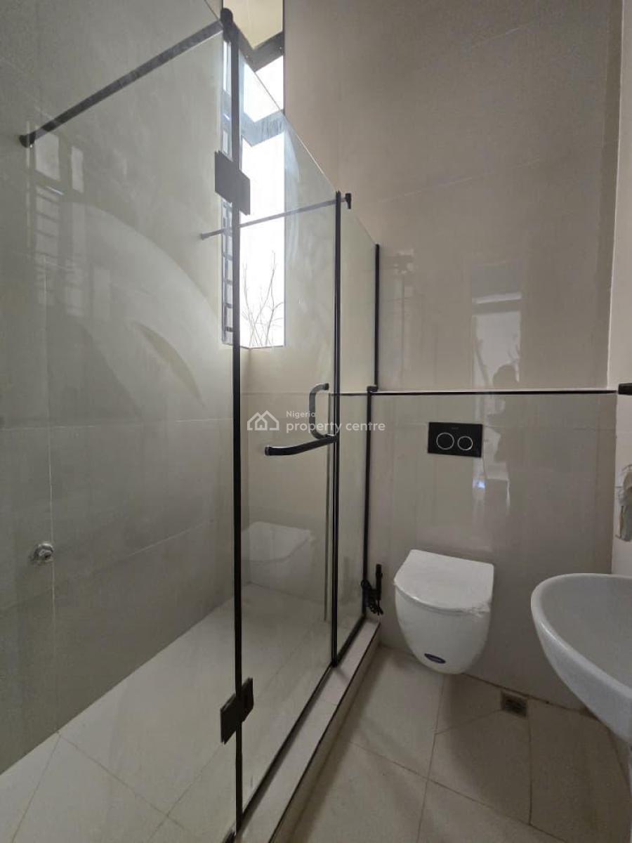 Absolute Class 3 Bedroom Apartment with Swimming Pool, Lekki Phase 1, Lekki, Lagos, Flat / Apartment for Sale