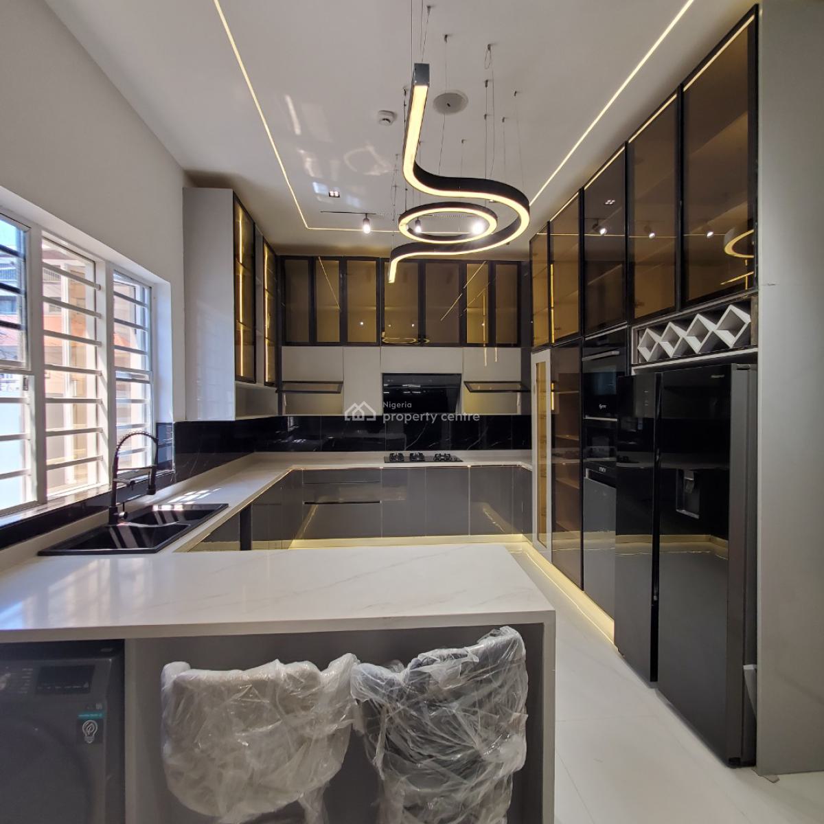 Exquisite 5 Bedroom Duplex with a Bq and Pool,cinema, Gym, Lekki Phase 1, Lekki, Lagos, House for Sale