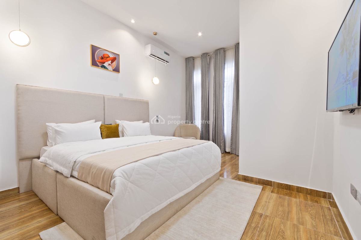 Luxury Automated 5 Bedroom, Ologolo, Lekki, Lagos, Flat / Apartment Short Let