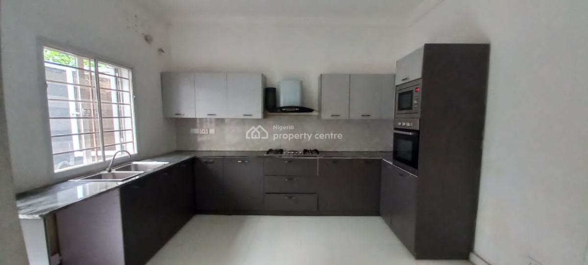 Spacious 3 Bedrooms Terrace with Bq, Orchid Road, Eleganza Bus-stop, Lekki, Lagos, Terraced Duplex for Rent