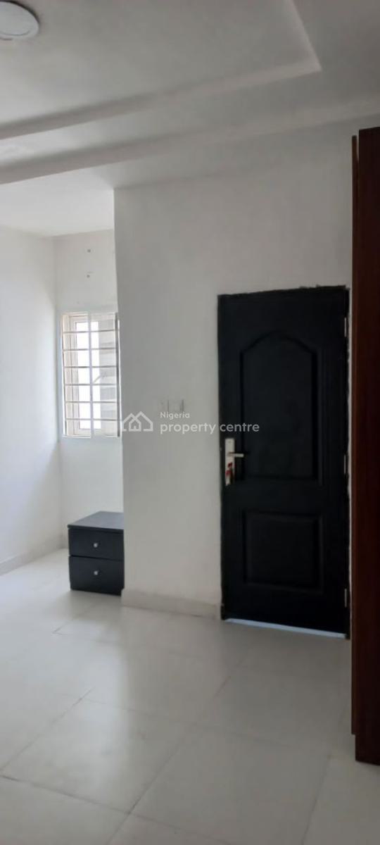 Spacious 3 Bedrooms Terrace with Bq, Orchid Road, Eleganza Bus-stop, Lekki, Lagos, Terraced Duplex for Rent