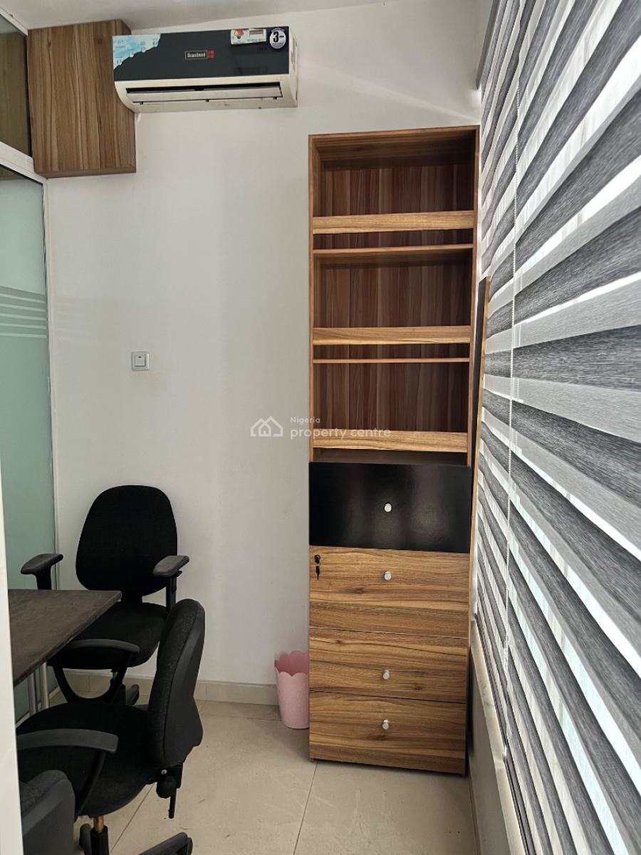 Fully Furnished Executive Office Space in a Prime Location, Durosinmi Etti Street, Lekki Phase 1, Lekki, Lagos, Office Space for Rent