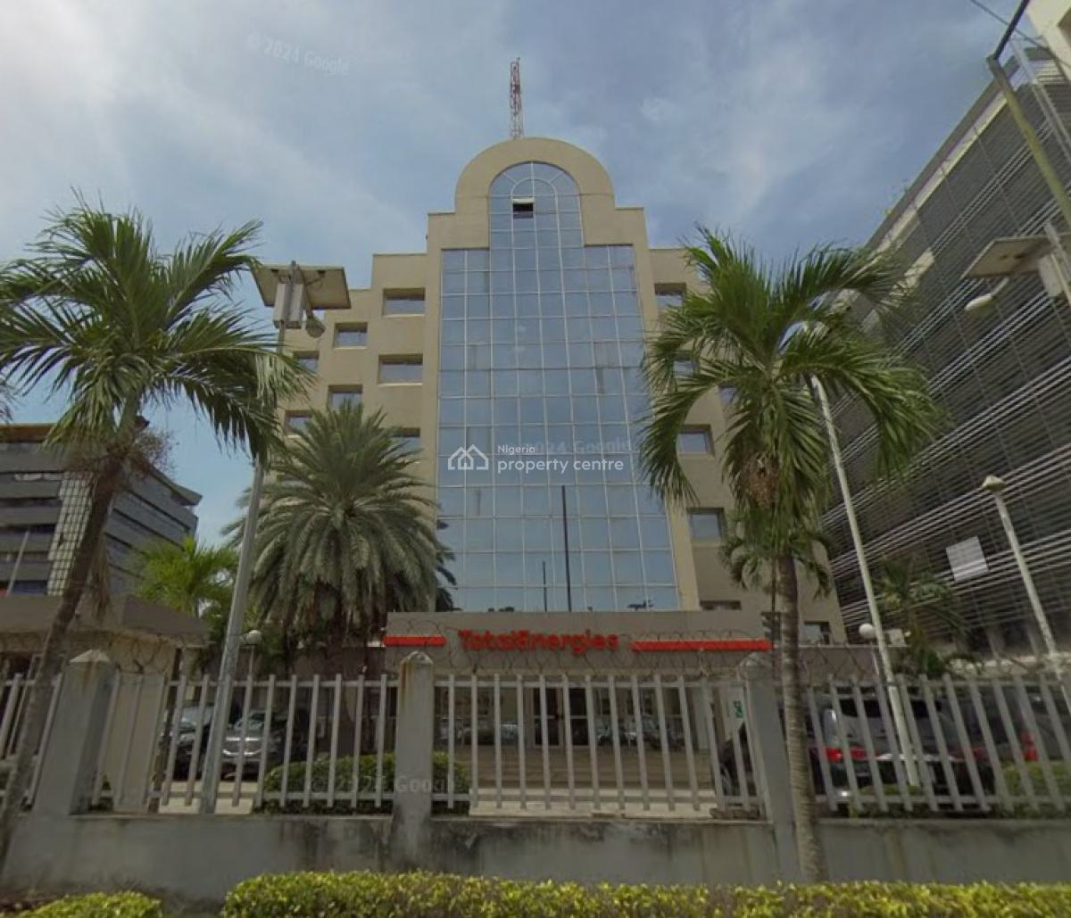 Middle Rise Office Building of 5 Floors and a Reception Block on 3,3222sqm Land, Victoria Island (vi), Lagos, Office Space for Sale