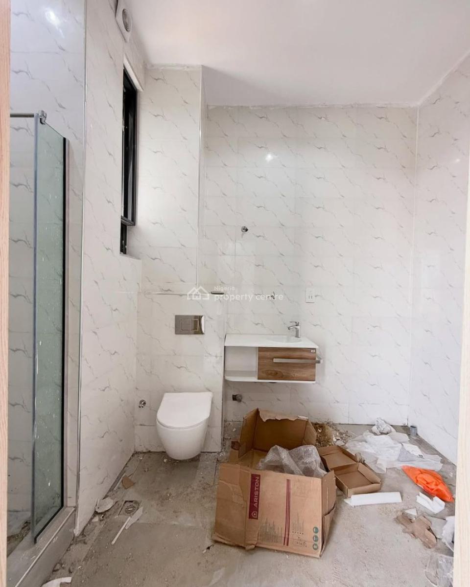 4 Bedrooms Terraced Duplex with Bq in a Secured Estate, Lekki Phase 1, Lekki, Lagos, Terraced Duplex for Rent