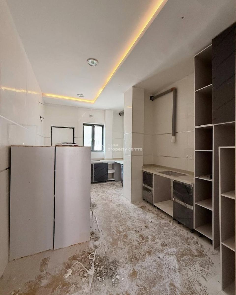 4 Bedrooms Terraced Duplex with Bq in a Secured Estate, Lekki Phase 1, Lekki, Lagos, Terraced Duplex for Rent