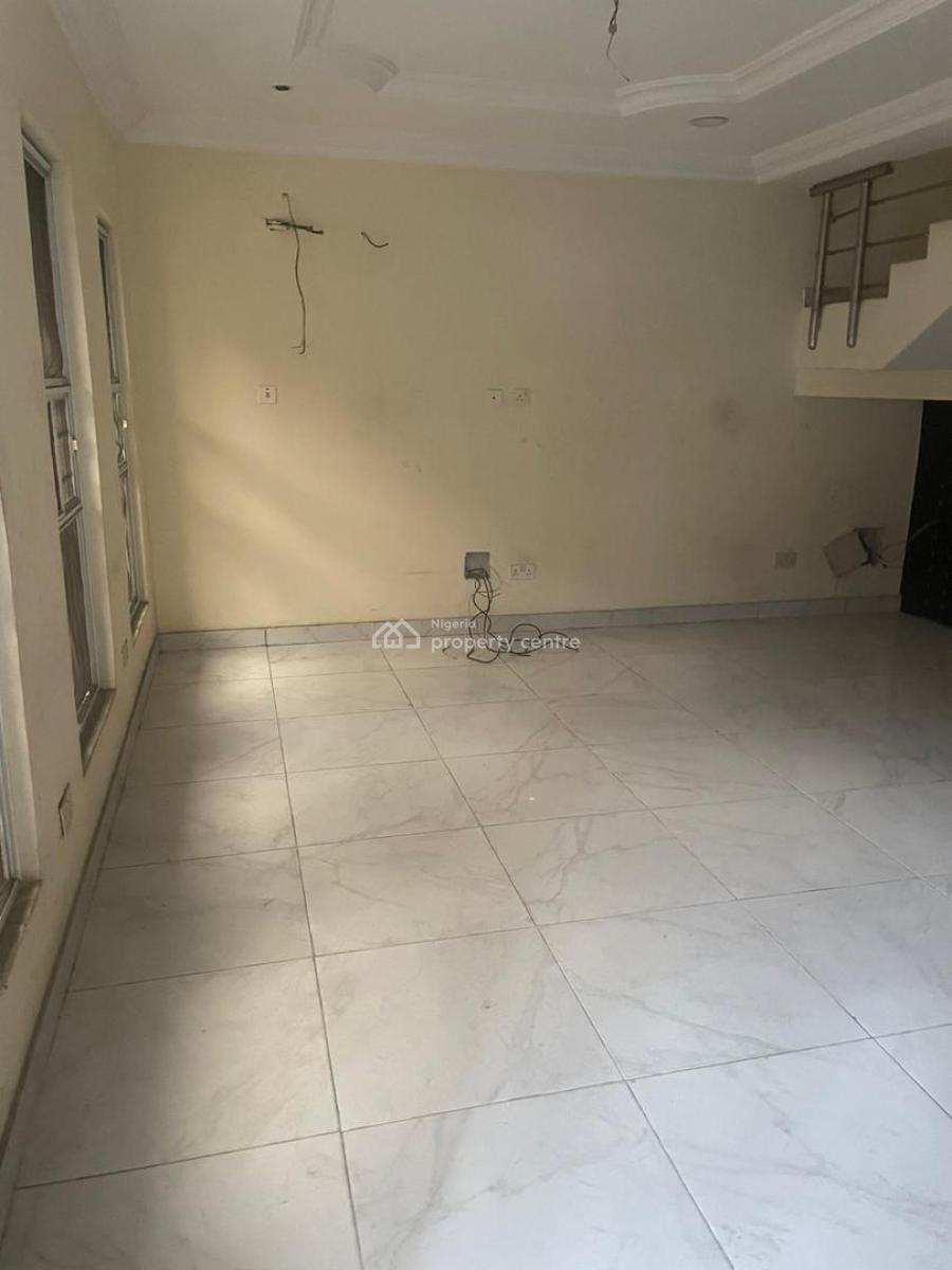 Serviced 4 Bedroom En-suite Terraced Duplex with Fitted Kitchen/pantry, Ikate Elegushi, Lekki, Lagos, Terraced Duplex for Rent