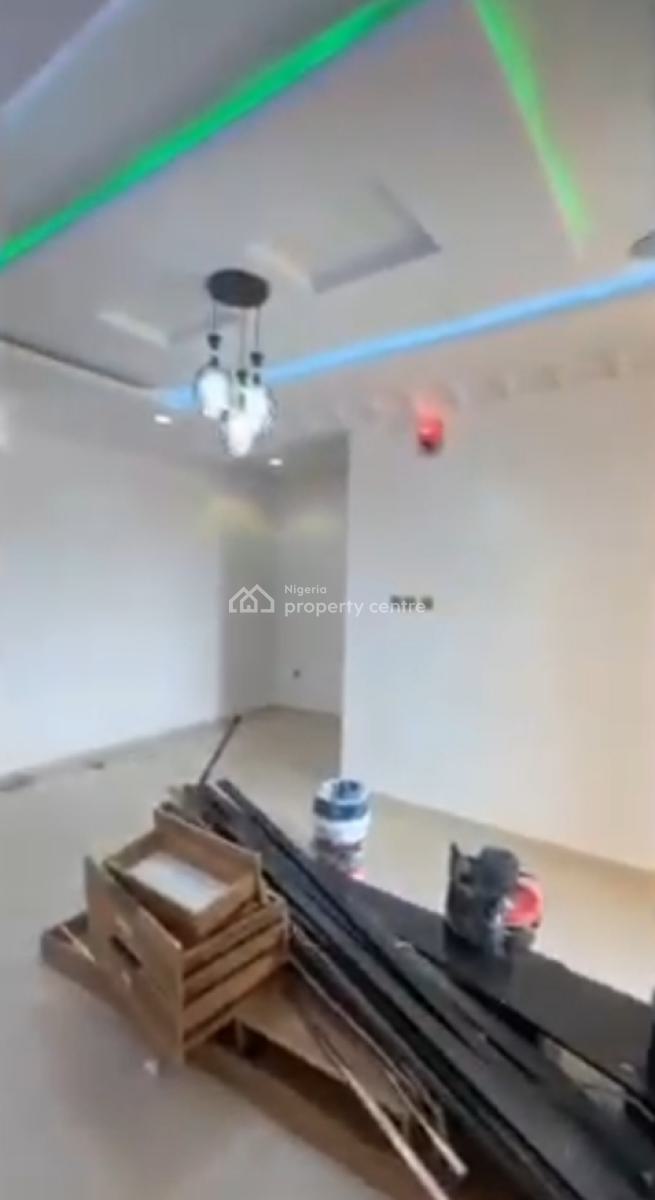 2 Bedroom Luxury Apartment Available, Ologolo, Lekki, Lagos, Flat / Apartment for Rent