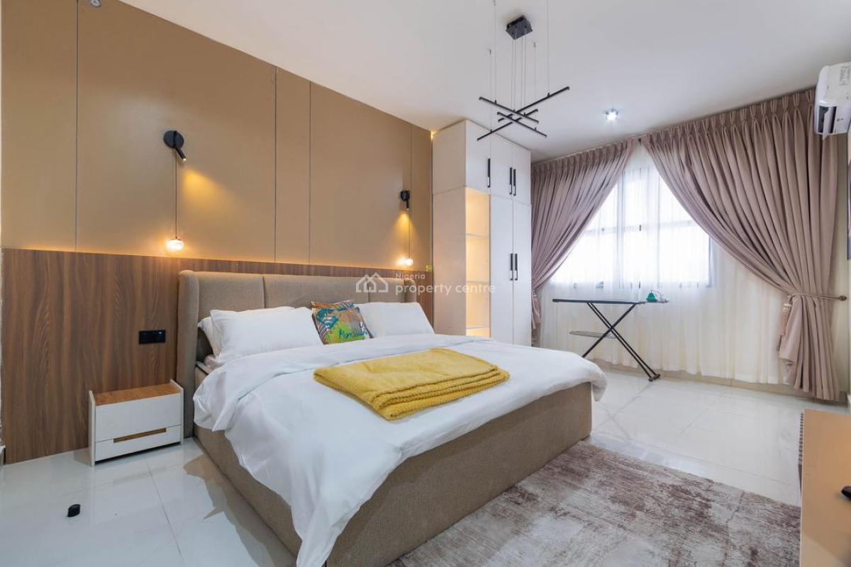 Newly Fresh Baked My Luxury 2 Bedroom Beach View, Pool, Snooker, T, Lekki Phase 1, Lekki, Lagos, Flat / Apartment Short Let