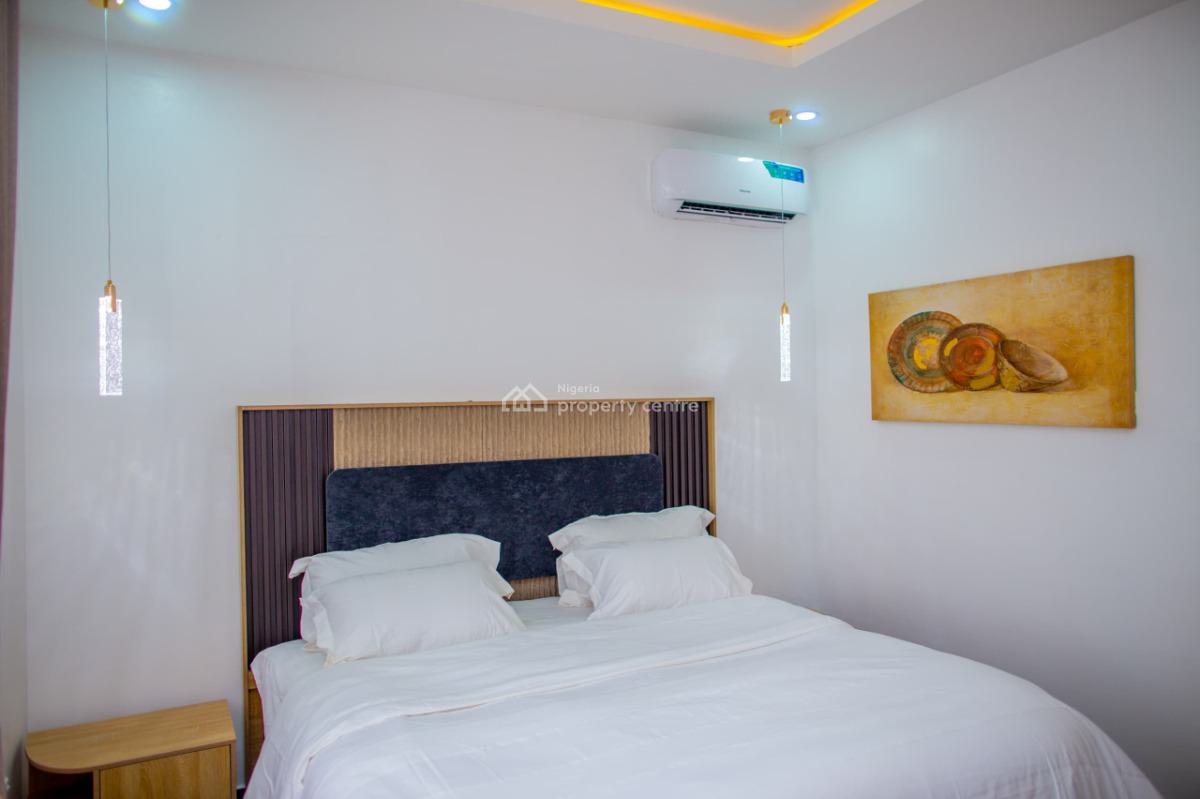 Luxury 3 Bedroom Apartment, Odd Admiralty Road, Lekki Phase 1, Lekki, Lagos, Flat / Apartment Short Let