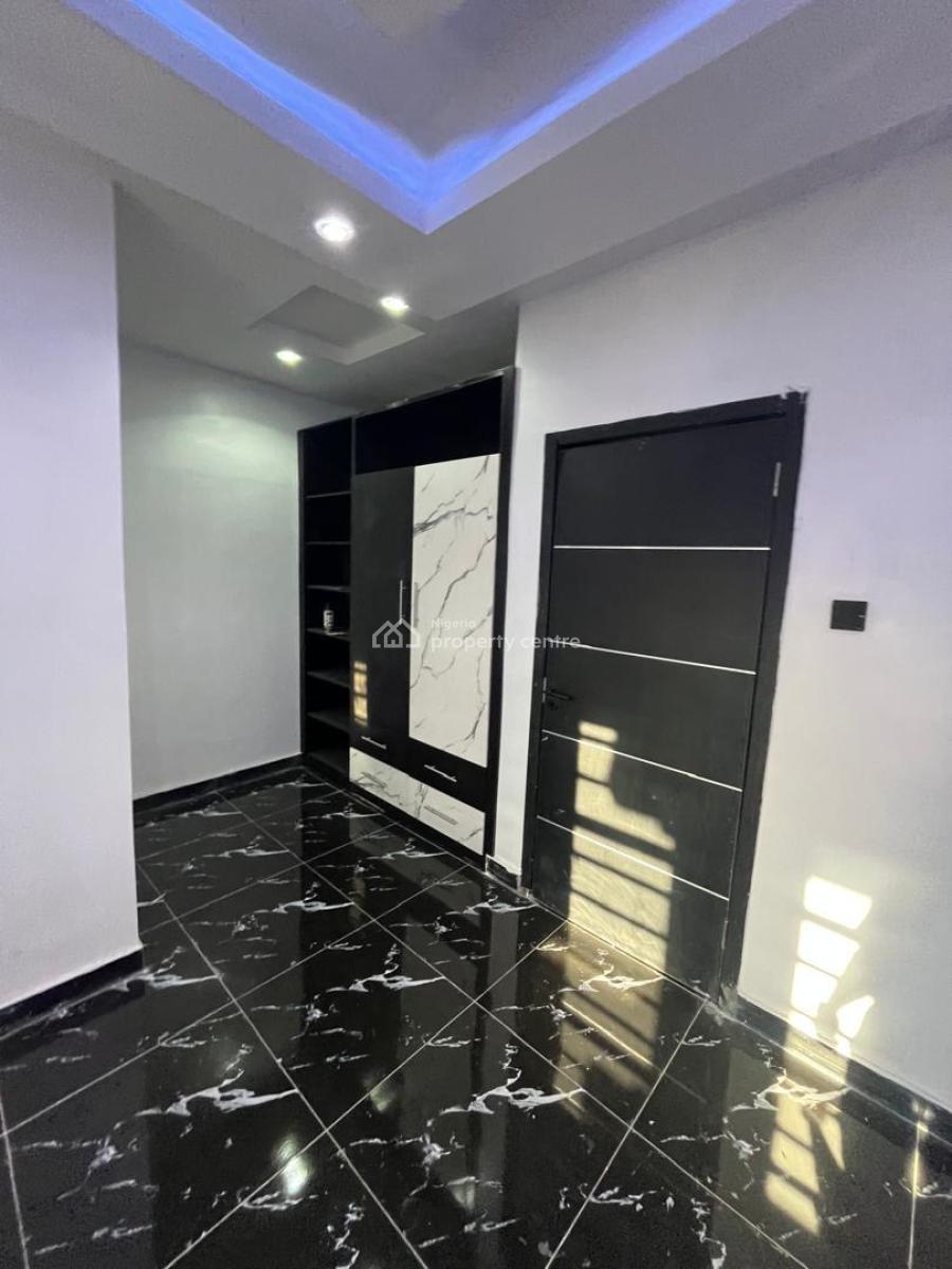 2 Bedroom Bungalow, Abraham Adesanya, Ogombo, Ajah, Lagos, Semi-detached Bungalow for Sale