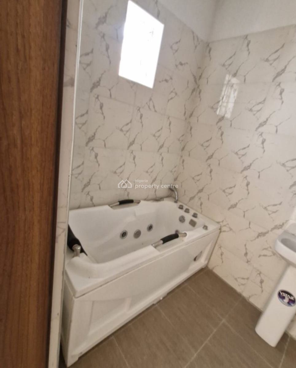 3 Bedroom Terrace, Atlantic Nominee, Lekki, Lagos, House for Sale