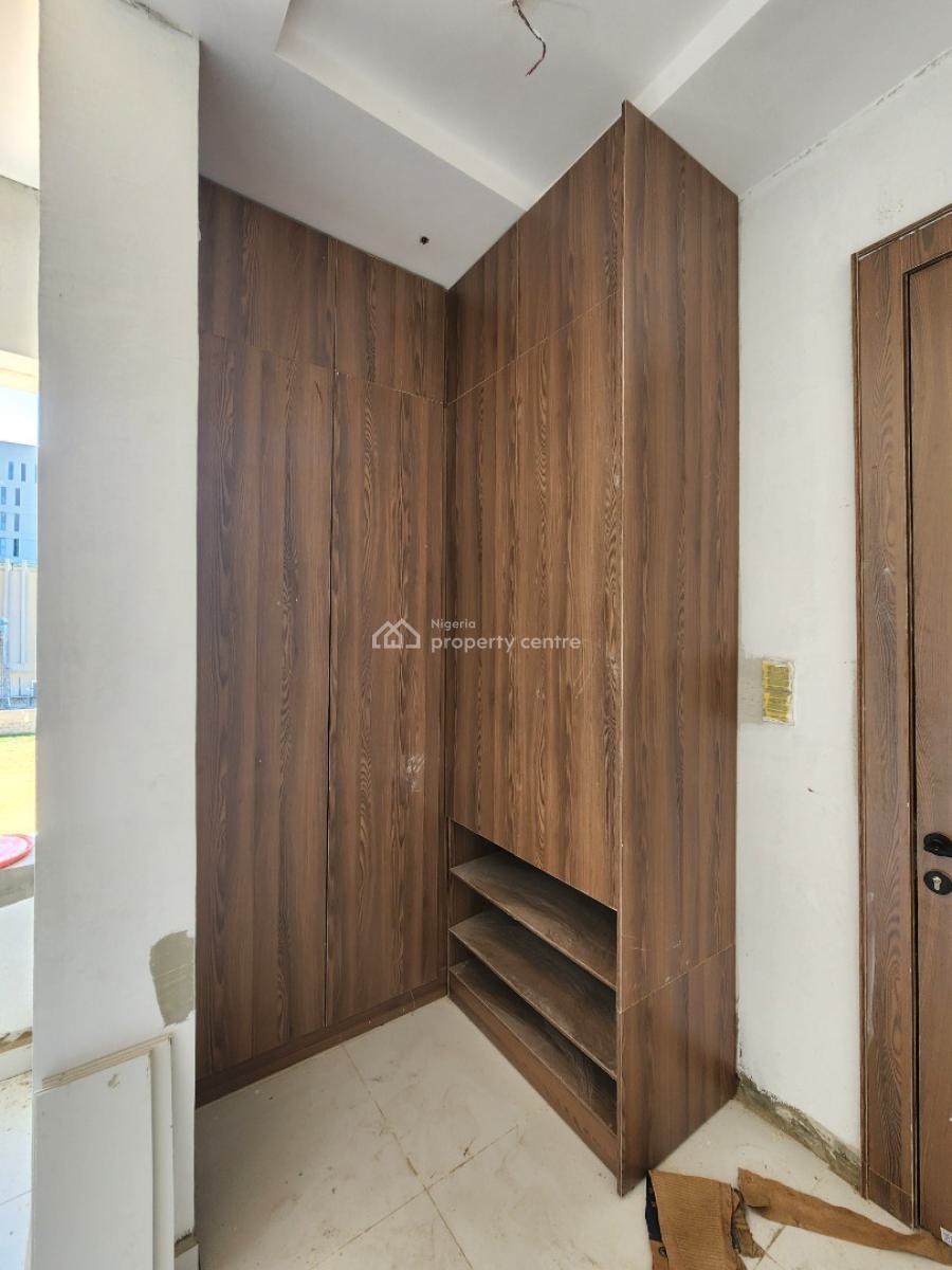 Stunning 2 Bedroom Serviced Apartment, Lekki Phase 1, Lekki, Lagos, Flat / Apartment for Sale