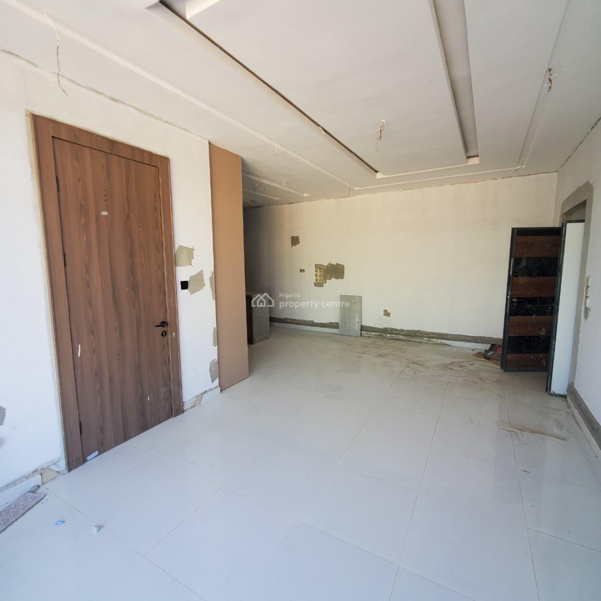 Excellent 2bedroom Apartment Within a Secured Estate, Lekki Phase 1, Lekki, Lagos, Flat / Apartment for Sale
