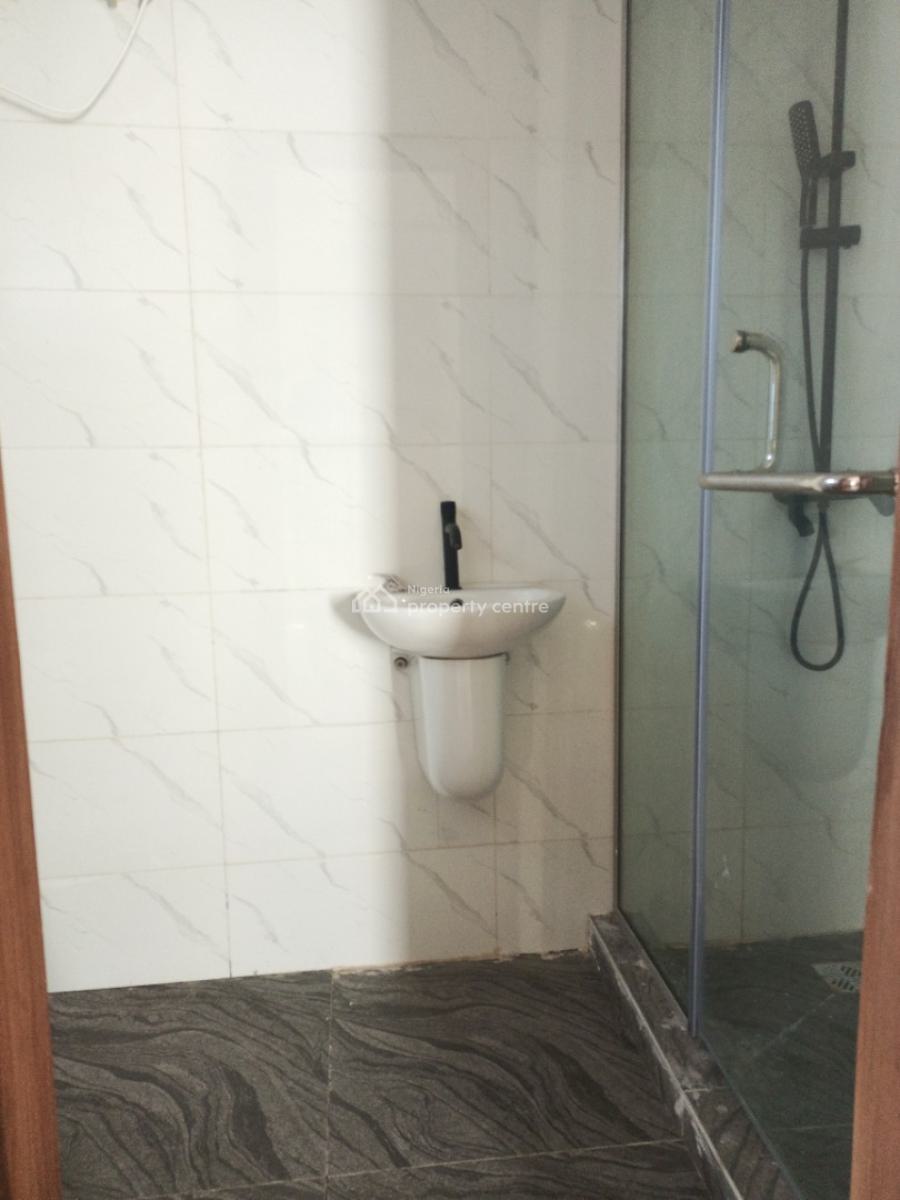 3 Bedroom Duplex with Spacious Rooms, Osapa, Lekki, Lagos, Semi-detached Duplex for Rent