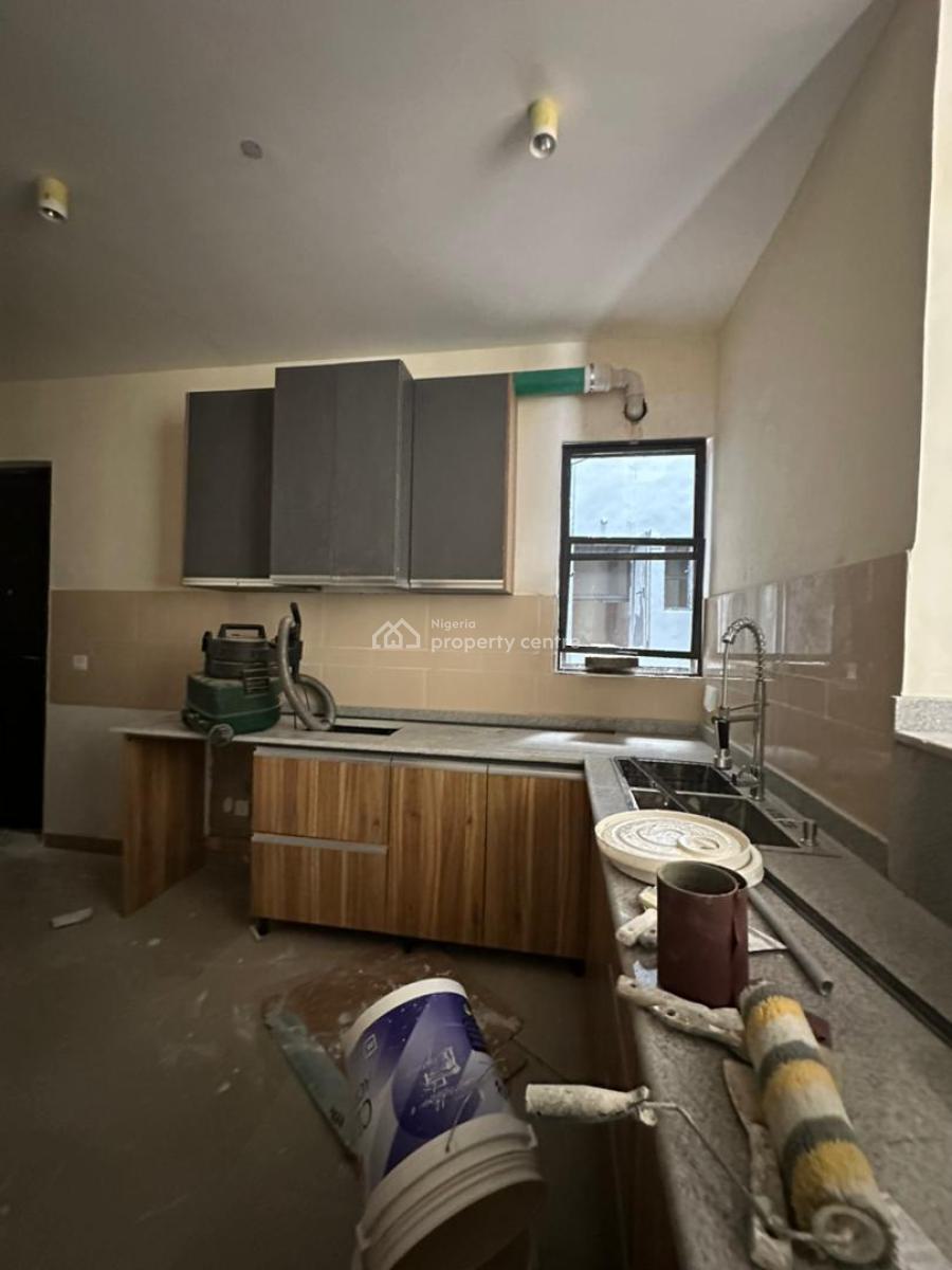 Elegantly Built 2 Bedroom Apartment with Bq, Swimming Pool and Gym, Lekki, Lagos, Flat / Apartment for Sale