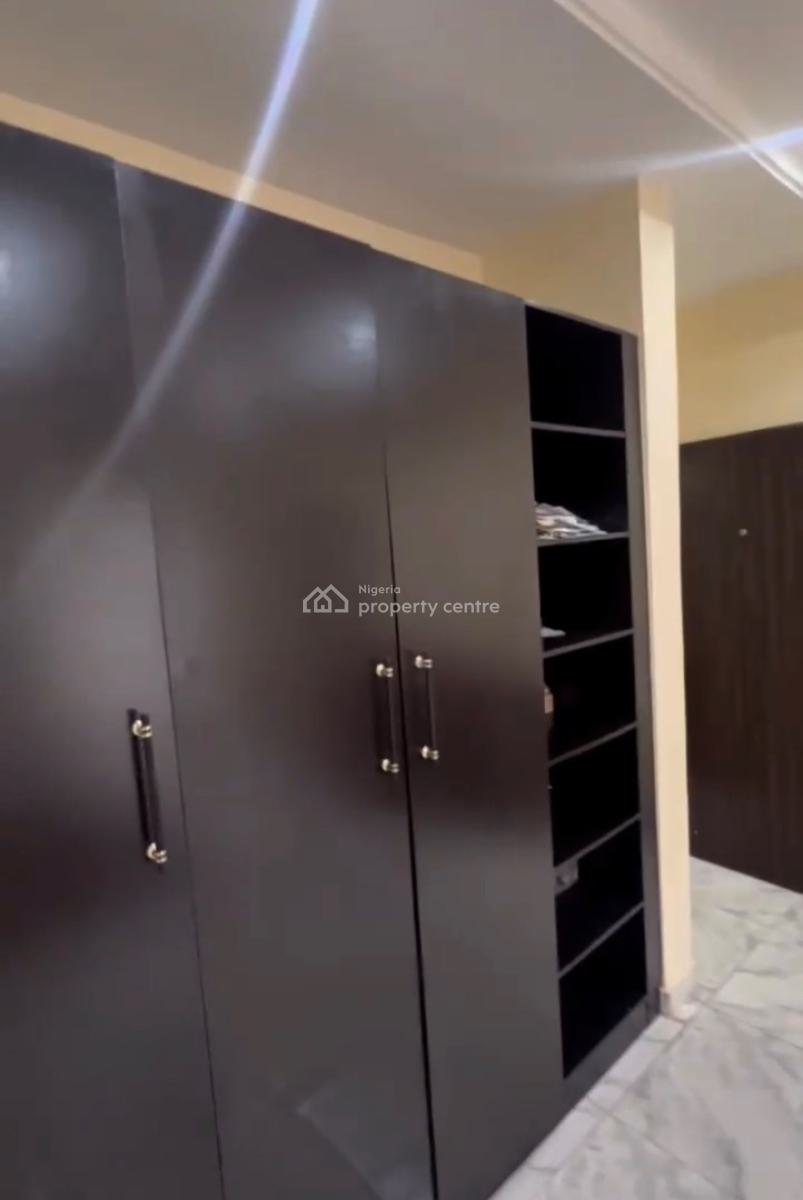 Exquisite Spacious 3 Bedroom En-suite Flat with Bq and Tarred Road, Life Camp, Abuja, Block of Flats for Sale