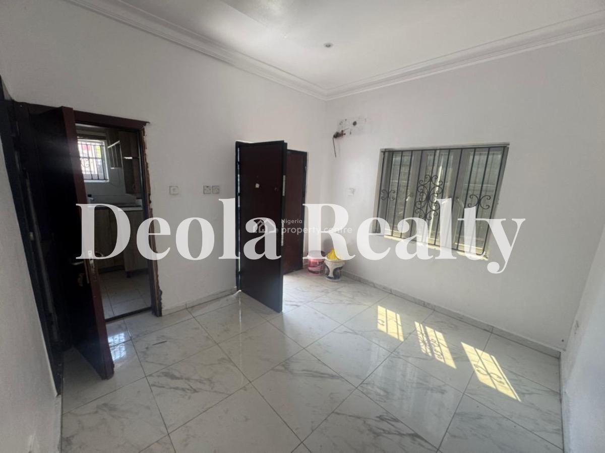 a Nice and Spacious 1 Bedroom Apartment, Off Freedom Way, Lekki Phase 1, Lekki, Lagos, Flat / Apartment for Rent