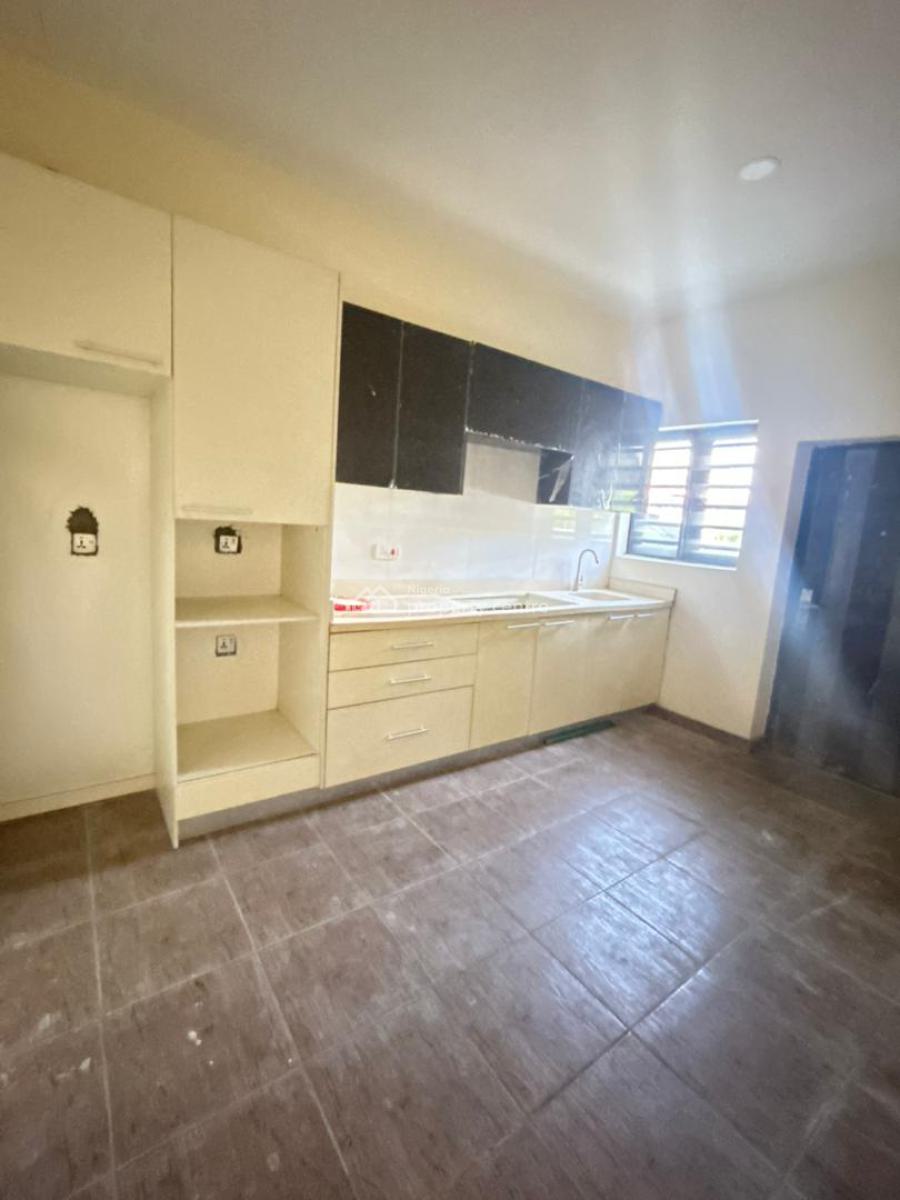 Tastefully Built 4 Bedroom Terrace, New Road, Lekki, Lagos, House for Sale