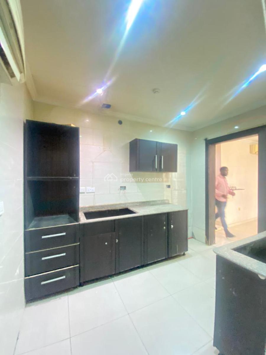Spacious 2 Bedroom Apartment in Serene Estate, Old Ikoyi, Ikoyi, Lagos, Flat / Apartment for Rent