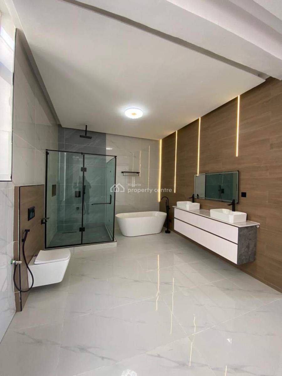5 Bedrooms Fully-detached Duplex with Bq, Chevron, Lekki, Lagos, Detached Duplex for Sale