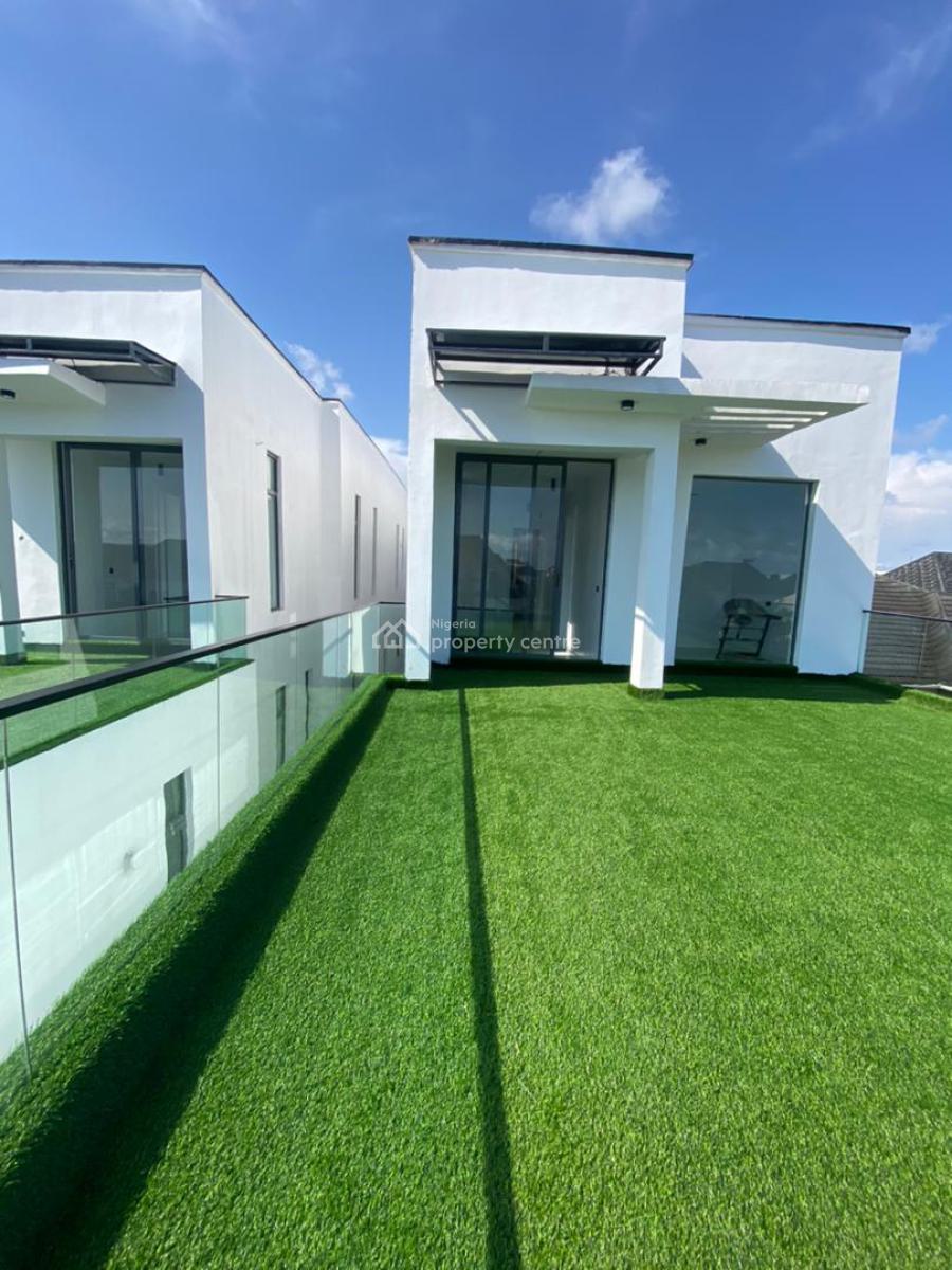5 Bedrooms Fully-detached Duplex with Bq, Chevron, Lekki, Lagos, Detached Duplex for Sale