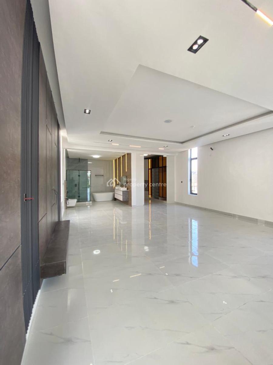 5 Bedrooms Fully-detached Duplex with Bq, Chevron, Lekki, Lagos, Detached Duplex for Sale