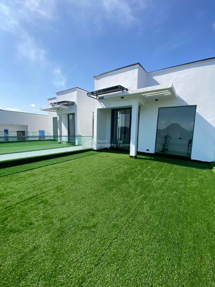 5 Bedrooms Fully-detached Duplex with Bq, Chevron, Lekki, Lagos, Detached Duplex for Sale