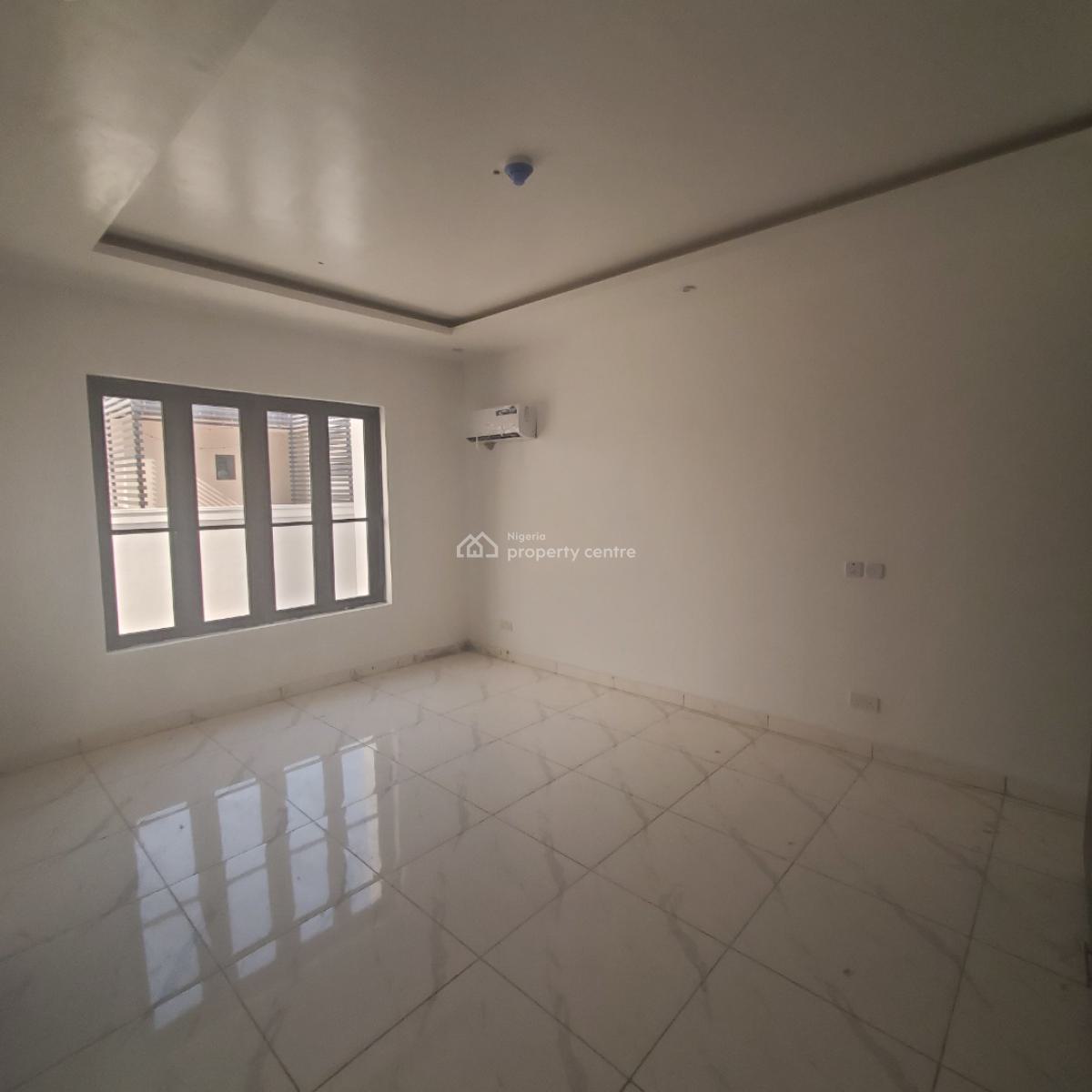 Exquisite 2bedroom Apartment with a Pool, Lekki Phase 1, Lekki, Lagos, Flat / Apartment for Sale