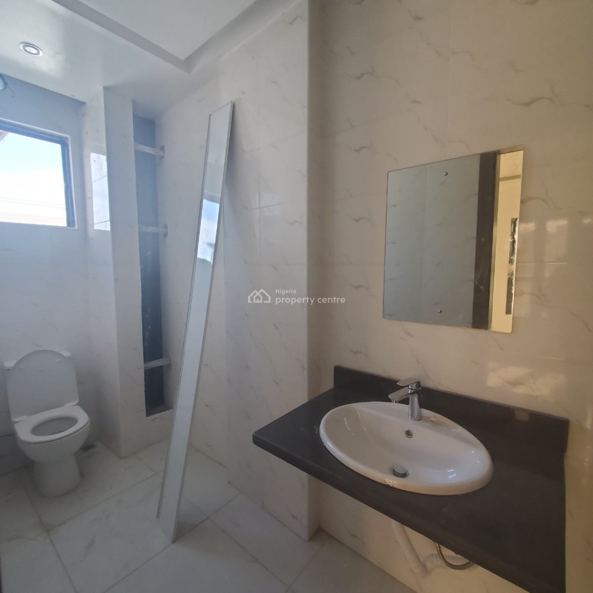Exquisite 2bedroom Apartment with a Pool, Lekki Phase 1, Lekki, Lagos, Flat / Apartment for Sale