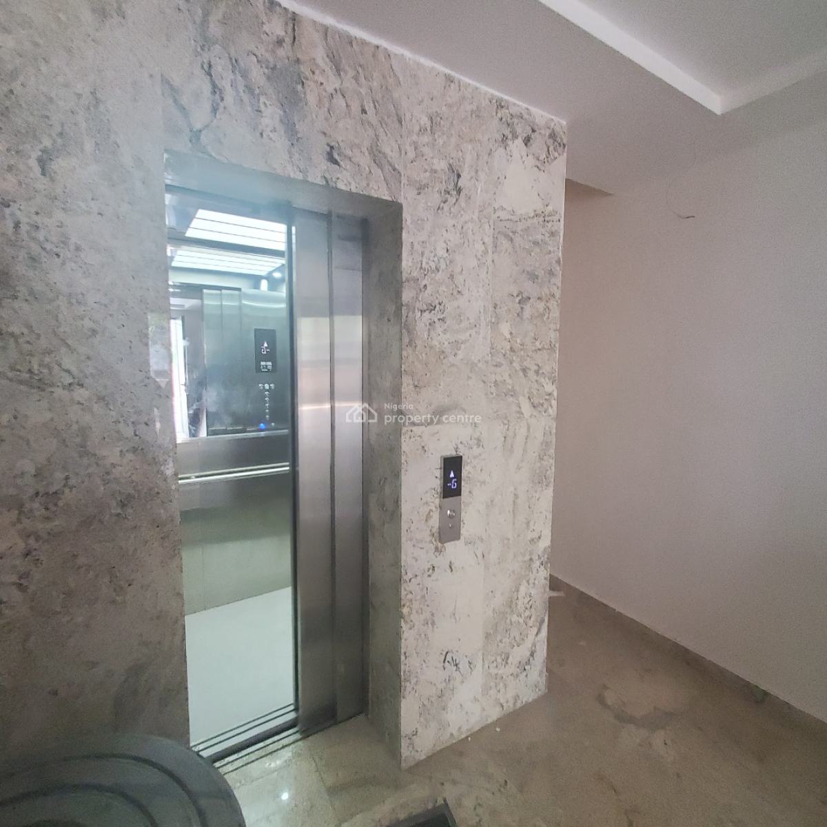 Exquisite 2bedroom Apartment with a Pool, Lekki Phase 1, Lekki, Lagos, Flat / Apartment for Sale
