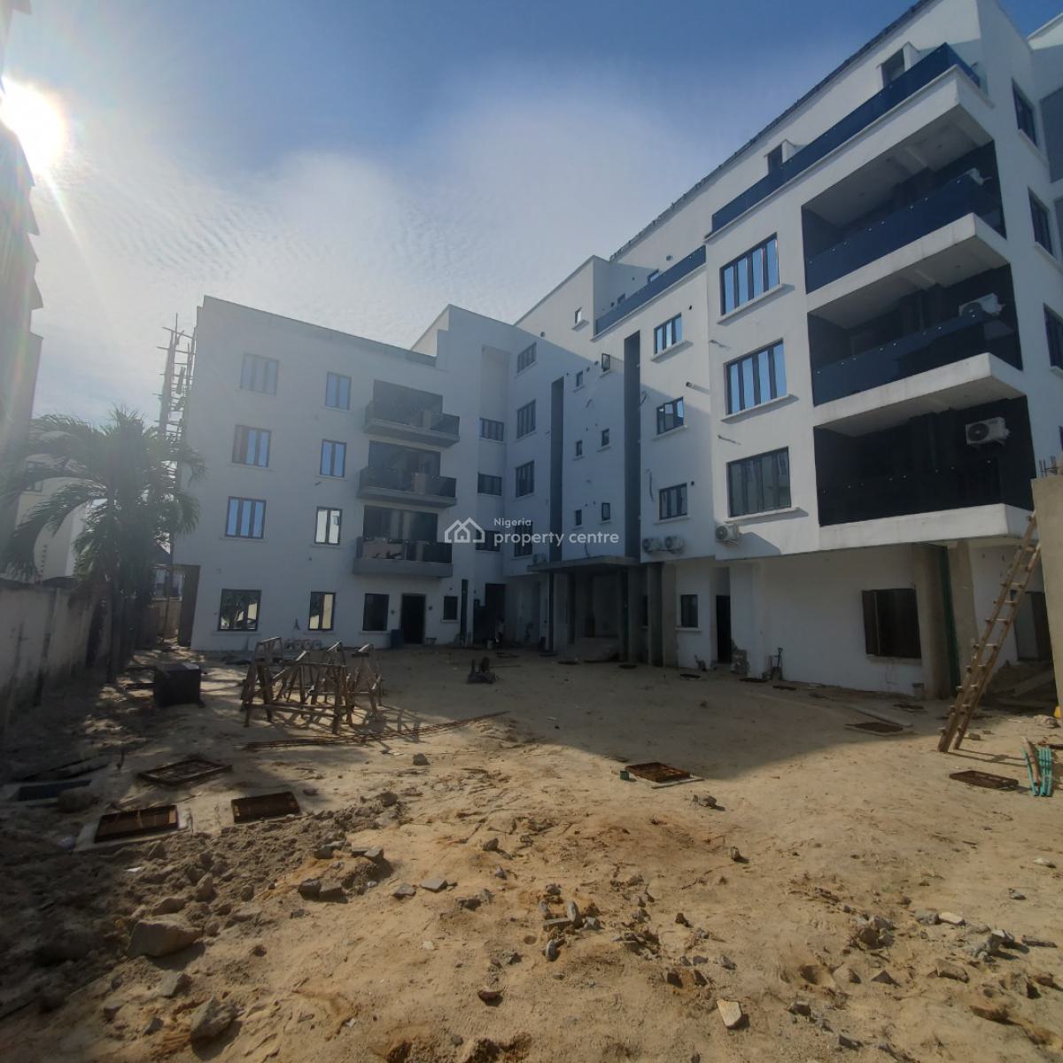 Exquisite 2bedroom Apartment with a Pool, Lekki Phase 1, Lekki, Lagos, Flat / Apartment for Sale