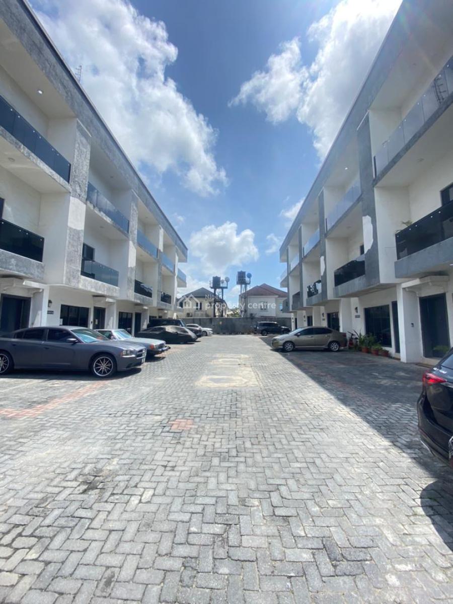 Spacious 4 Bedroom Terrace Duplex with Rooftop, Lekki Phase 1, Lekki, Lagos, Terraced Duplex for Rent