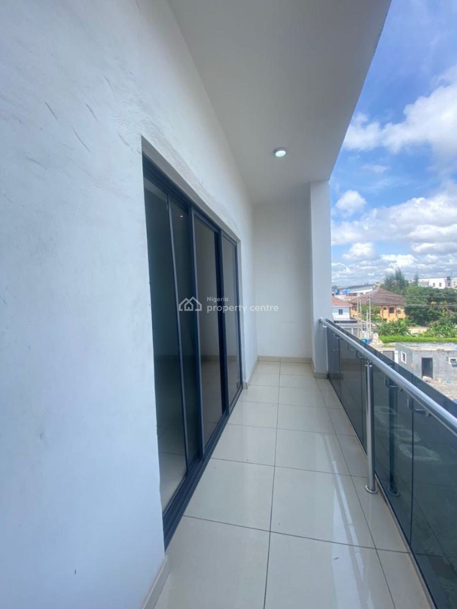 Spacious 4 Bedroom Terrace Duplex with Rooftop, Lekki Phase 1, Lekki, Lagos, Terraced Duplex for Rent