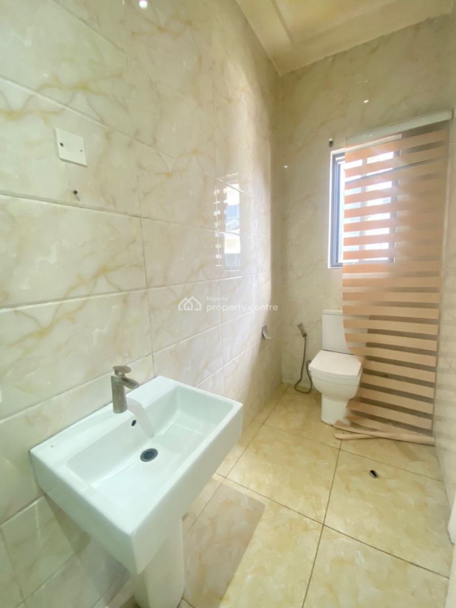 Spacious 4 Bedroom Terrace Duplex with Rooftop, Lekki Phase 1, Lekki, Lagos, Terraced Duplex for Rent